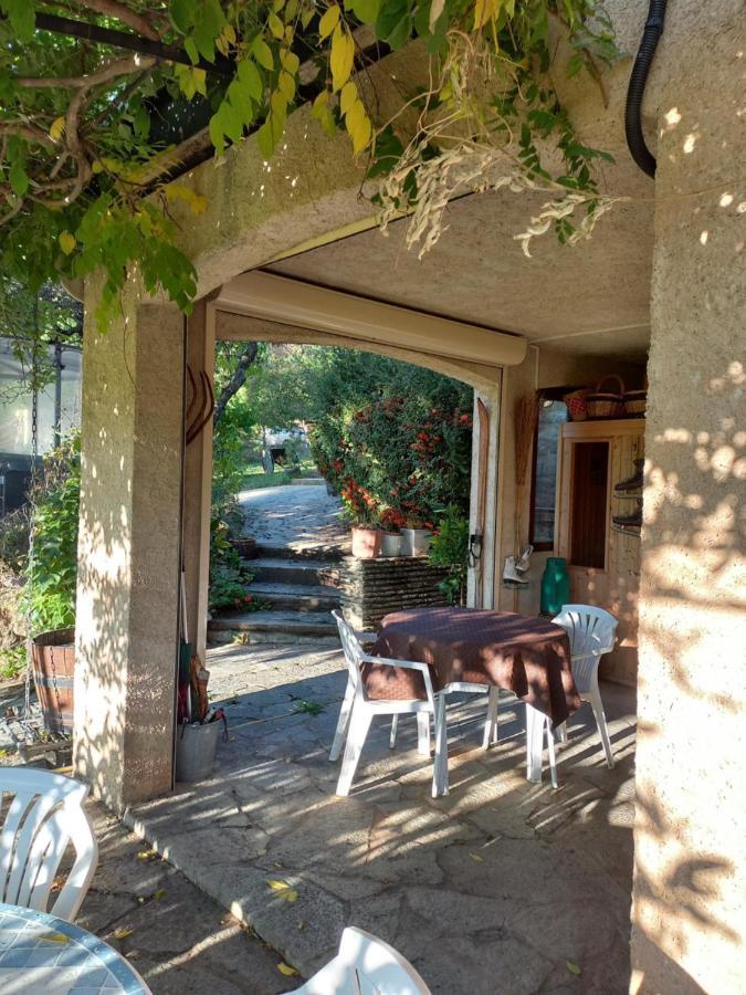 Bas De Villa, 2 Terrasses, Piscine, Spa, Sauna... Neffes Exterior foto